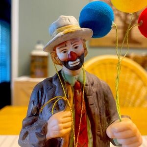 The Emmett Kelly Junior by Lambro, limited edition music box 10707 of 12000.
